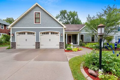 2309 Riverside Dr, Kaukauna, WI 54130