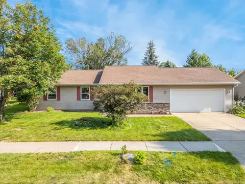Exterior - 324 E James St, Appleton, WI 54915 photo 2 of 8