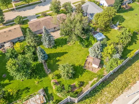 View/Area - 324 E James St, Appleton, WI 54915 photo 2 of 3
