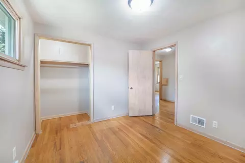943 E Lindbergh St, Appleton, WI 54911 photo 10