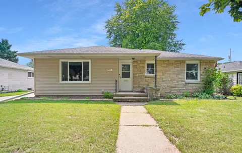 943 E Lindbergh St, Appleton, WI 54911