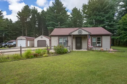 w7770 Dakota Avenue, Neshkoro, WI 54960