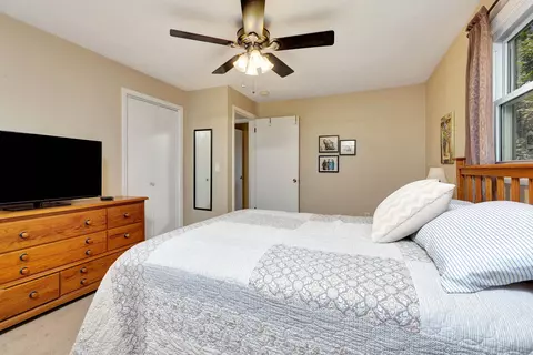 1424 W Edmund Dr, Appleton, WI 54914 photo 9