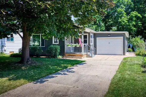354 Winnebago Ave, Menasha, WI 54952
