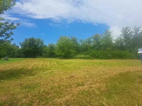 1029 Whispering Ct #7, Omro, WI 54963