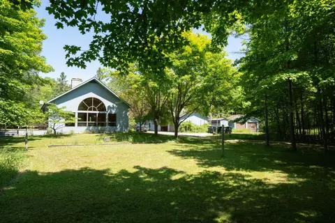 874 Lake View Rd, Washington Island, WI 54246