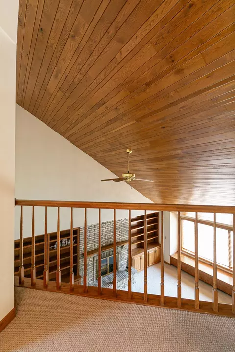 Living - w2886 Oakridge Drive, Appleton, WI 54915 photo 6 of 6