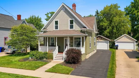 808 E Hancock St, Appleton, WI 54911