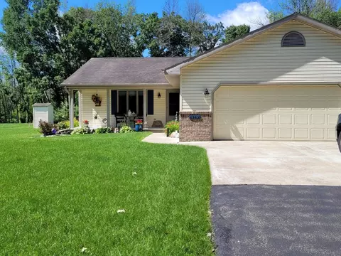 419 Jefferson St, Fremont, WI 54940
