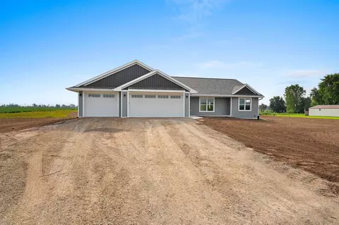 2556 Cross Rd, Abrams, WI 54101 photo 3