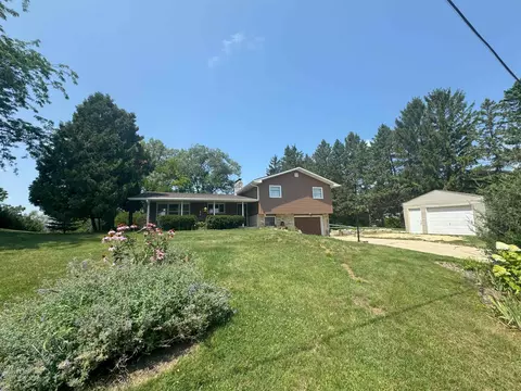 n7175 Eagle Hill Road, Horicon, WI 53032