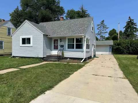545 E 2nd St, Fond Du Lac, WI 54935