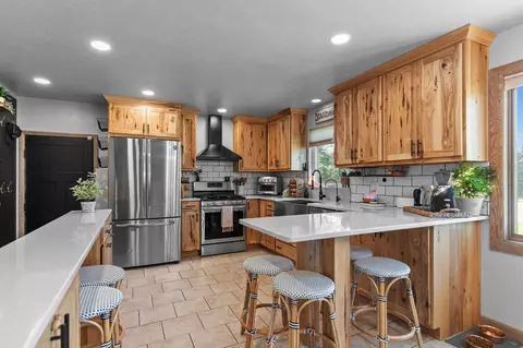 1420 W Capitol Dr, Appleton, WI 54914 photo 10