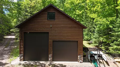 2241 Four Seasons Ln, Saint Germain, WI 54558