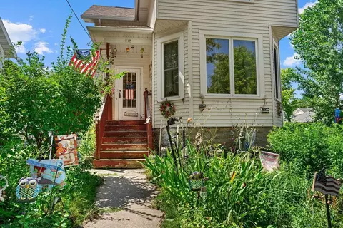 547 Madison St, Oshkosh, WI 54901
