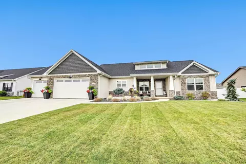 1023 Cider Dr, De Pere, WI 54115