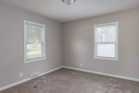 633 N Linwood Ave, Appleton, WI 54914 photo 14