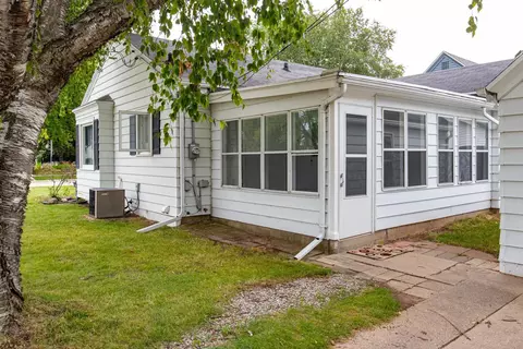 633 N Linwood Ave, Appleton, WI 54914 photo 19