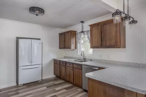 633 N Linwood Ave, Appleton, WI 54914 photo 3