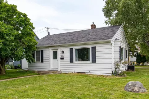 633 N Linwood Ave, Appleton, WI 54914