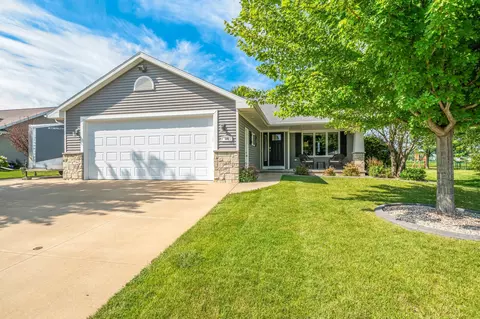 600 Lemongrass Way, Kaukauna, WI 54130