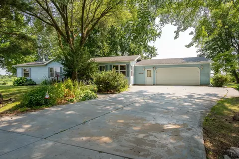 3349 Doyle Ln, Oshkosh, WI 54902