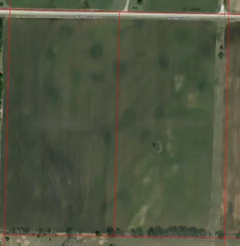 APT 15 Road, Wallace, MI 49893