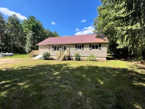 n1835 Kristin Lane, Waupaca, WI 54981