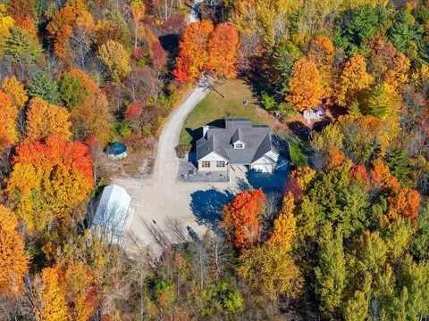 4650 Church Rd, New Franken, WI 54229