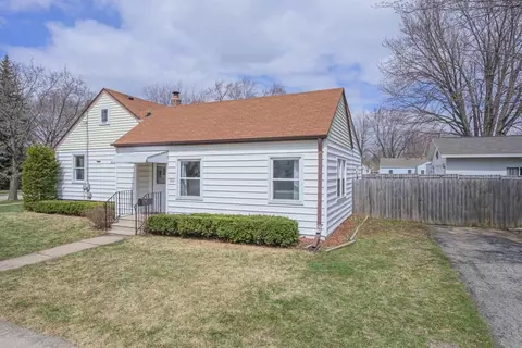 600 E Goodall St, Appleton, WI 54915