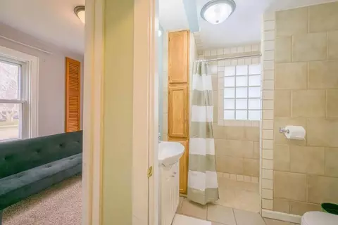 Bath - 600 E Goodall St, Appleton, WI 54915 photo 1 of 1