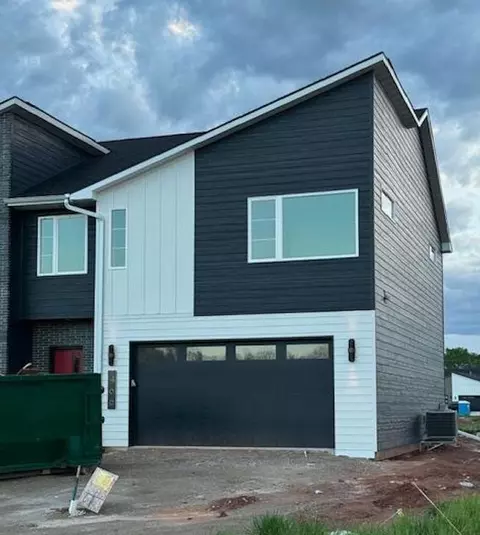 482 Aldon Cir, Green Bay, WI 54304