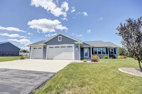 n9005 Wildflower Lane, Brillion, WI 54110