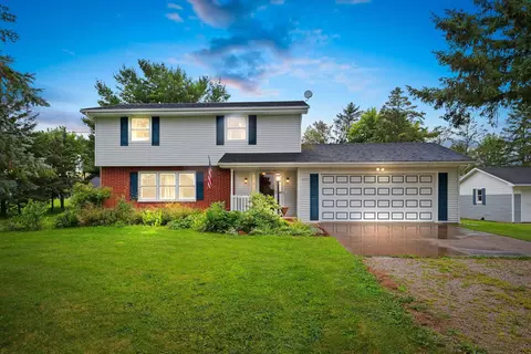 2427 County Hwy U, Green Bay, WI 54313