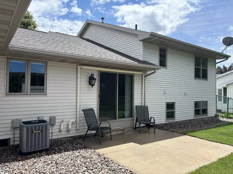 1703 E Orchard Blossom Dr, Appleton, WI 54915 photo 16