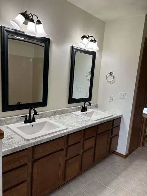 1703 E Orchard Blossom Dr, Appleton, WI 54915 photo 4