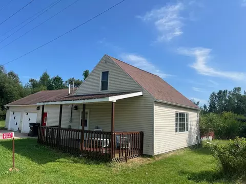 W5697 Elmwood Rd 4, Menominee, MI 49858