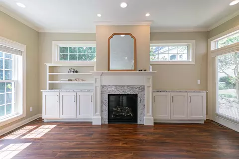 Living - 4211 N Windcross Dr, Appleton, WI 54913 photo 8 of 10