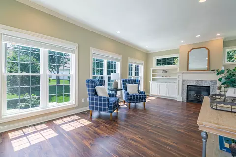 Living - 4211 N Windcross Dr, Appleton, WI 54913 photo 6 of 10
