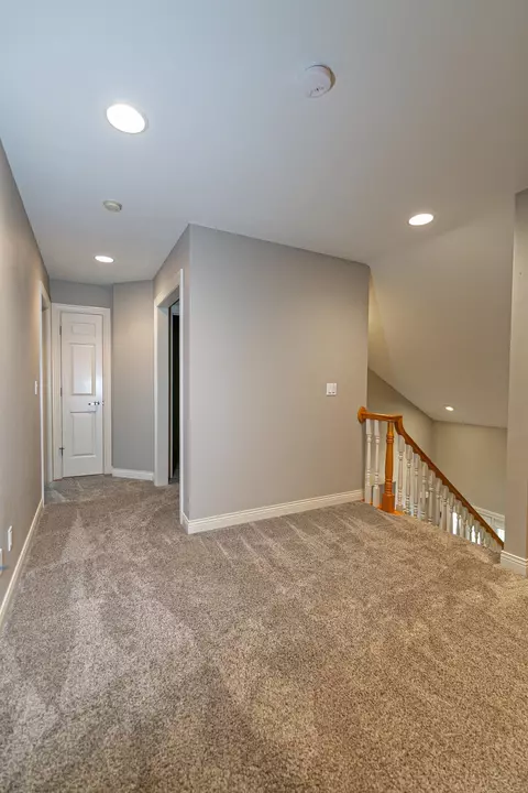 Entry Way - 4211 N Windcross Dr, Appleton, WI 54913 photo 6 of 6