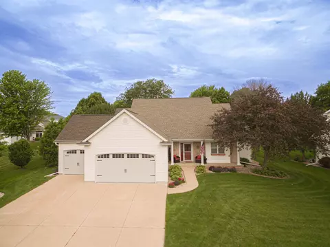 4211 N Windcross Dr, Appleton, WI 54913