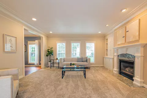Living - 4211 N Windcross Dr, Appleton, WI 54913 photo 1 of 10
