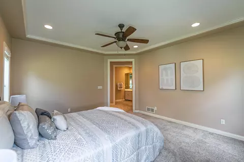 Bedroom - 4211 N Windcross Dr, Appleton, WI 54913 photo 2 of 10