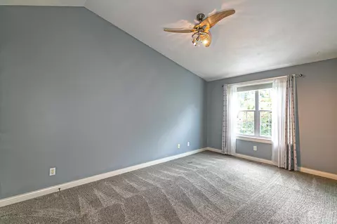 Bedroom - 4211 N Windcross Dr, Appleton, WI 54913 photo 3 of 10