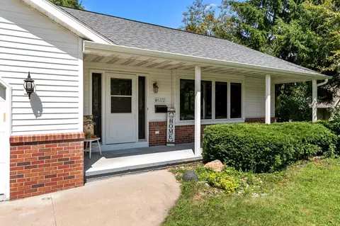 w6172 Long Court, Appleton, WI 54914
