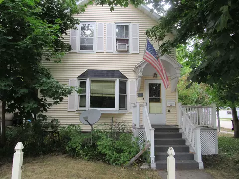 800 11th Ave, Menominee, MI 49858