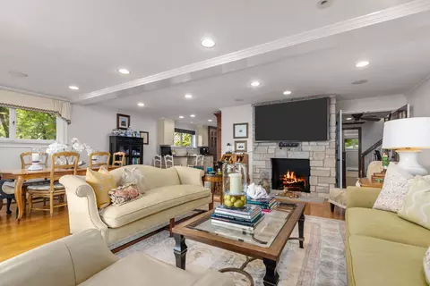 2129 Sunrise Dr, Appleton, WI 54914 photo 6