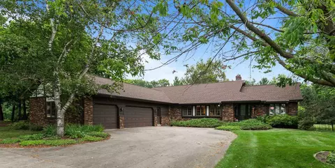 41 Parkview Ln, Hortonville, WI 54944