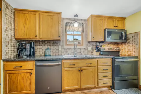 1356 W Winnebago St, Appleton, WI 54914 photo 16
