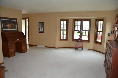 Living - 1909 Hulke Dr, Appleton, WI 54915 photo 4 of 4